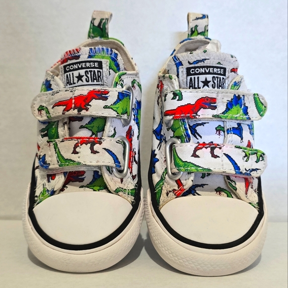 Chuck Taylor All Star Easy-On 8-Bit Dino Toddler Size 6 Gently-Used - Picture 9 of 12